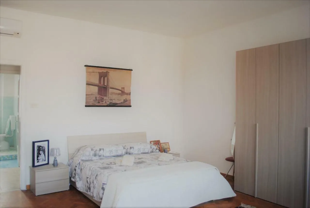 Dreaming Verona Rooms 3*,  Italy
